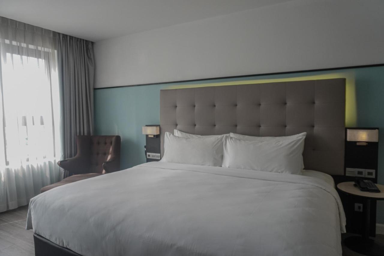 M Village Hotel Ton That Dam مدينة هوشي منه المظهر الخارجي الصورة